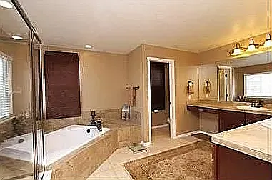 4 bed, 3200 sqft, $3,650 — Photo 4