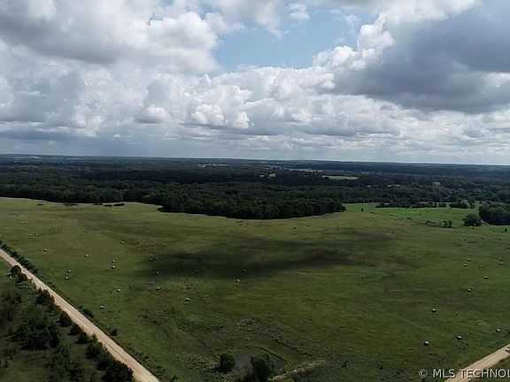 2nd image of 1 N Wade Rd