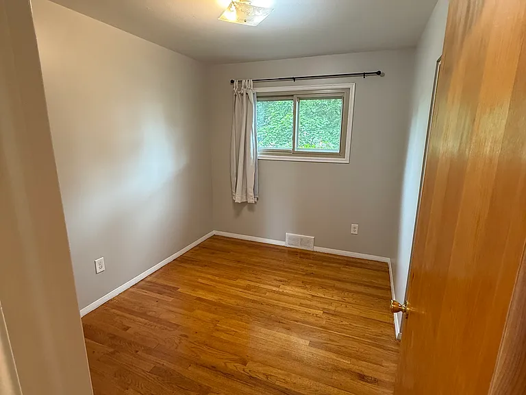 1431 Edgeorge St — Photo 17