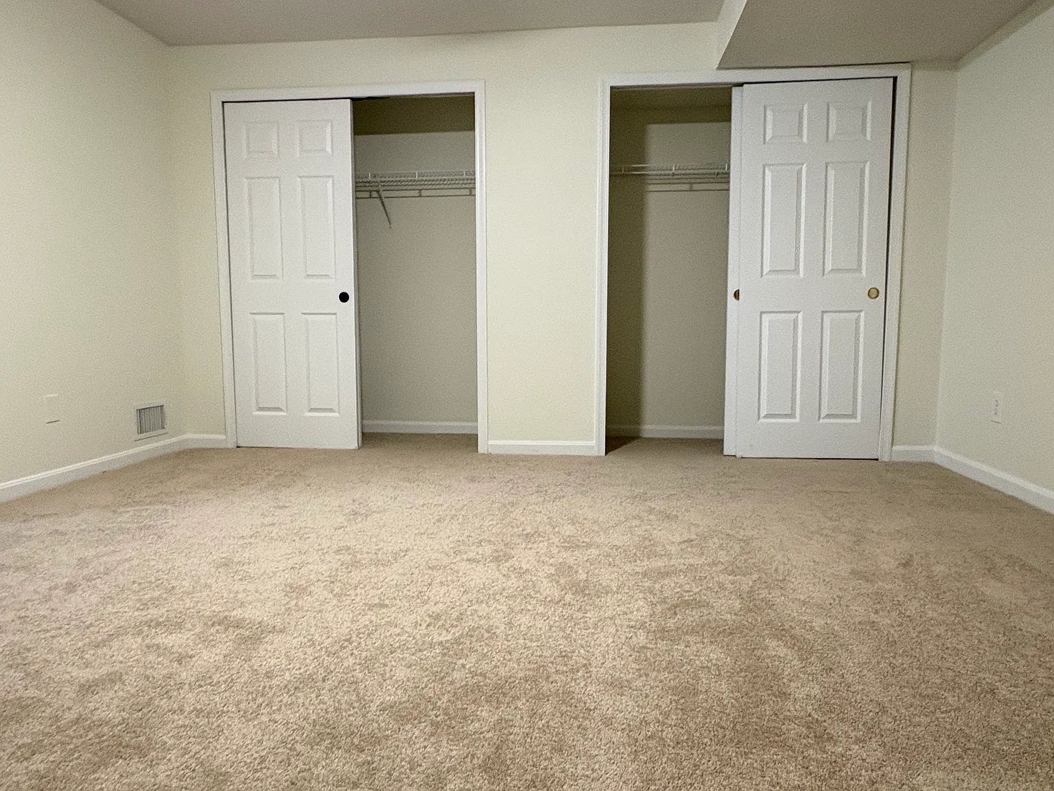2 bed, 1200 sqft, $1,300 — Photo 3