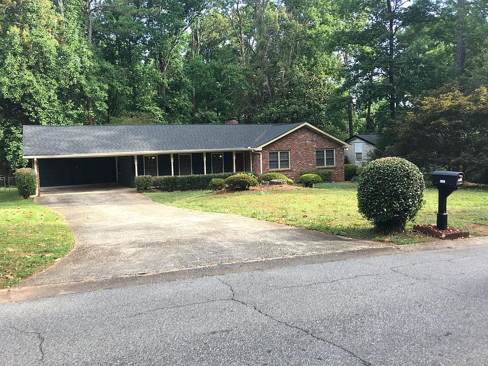 1st image of 6101 Meadowbrook Dr