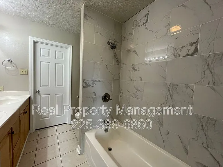 920 W Tony St #12D — Photo 13