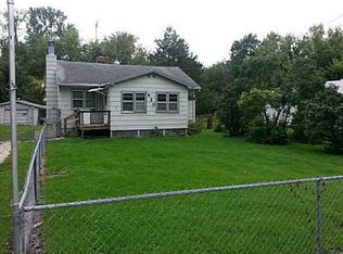 420 Hackley Ave, Des Moines, IA 50315