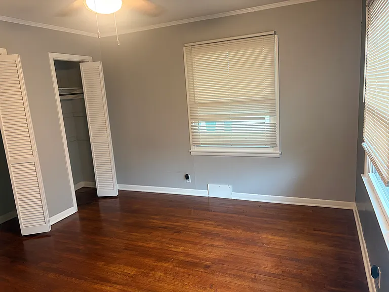1744 Lake Shore Dr — Photo 7