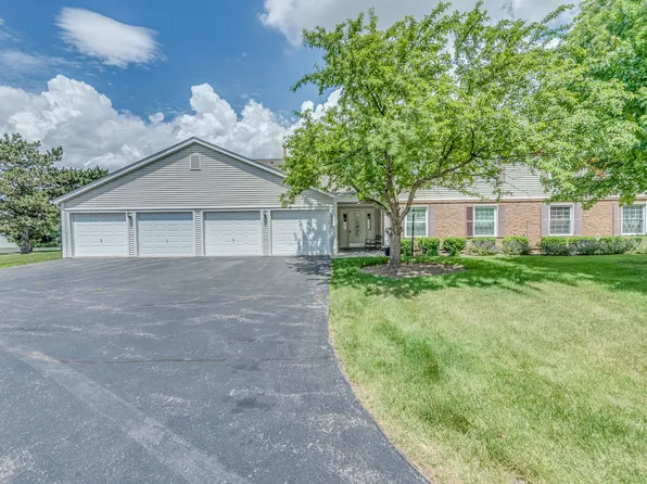 665 Thorntree Ct APT A1, Bartlett, IL 60103