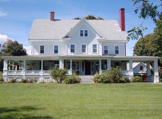 651 Warwick Neck Ave, Warwick, RI 02889
