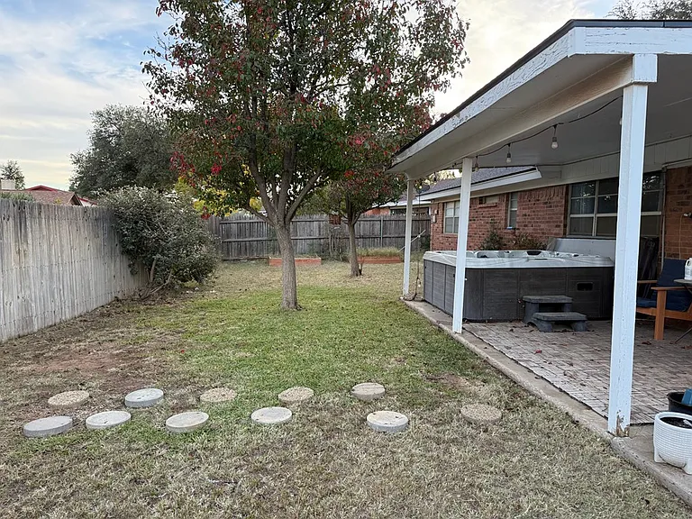 3317 Providence Dr — Photo 40