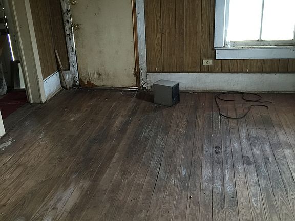 4th image of 1005 South St