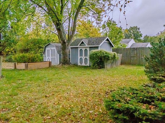 5th image of 1406 N Marlin Dr
