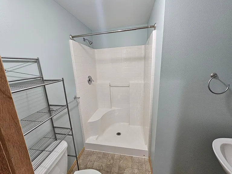 110 S Cambrian Ave — Photo 6