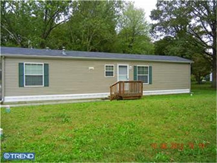 1st image of 216 Crystal Dr