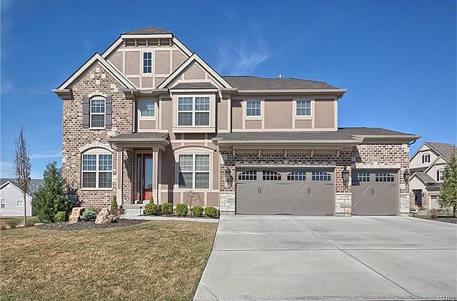 1st image of 31 Hillside Manor Ct