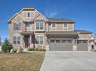 31 Hillside Manor Ct, Saint Peters, MO 63376