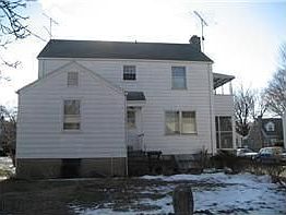 2nd image of 229 Kensington Pl