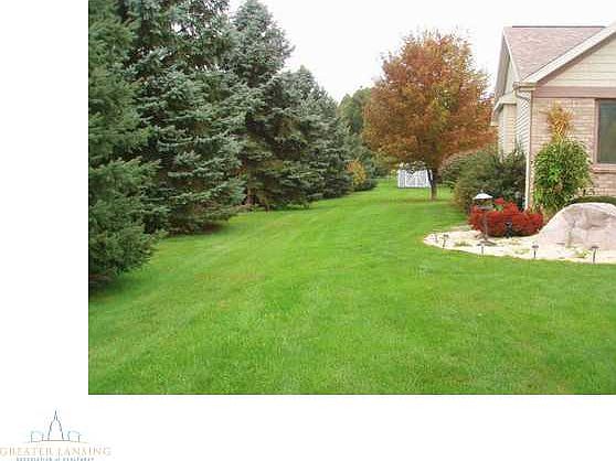 3rd image of 12436 Burlingame Dr