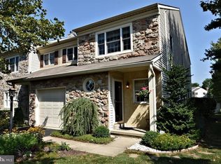 1525 Isaacs Ct, Maple Glen, PA 19002