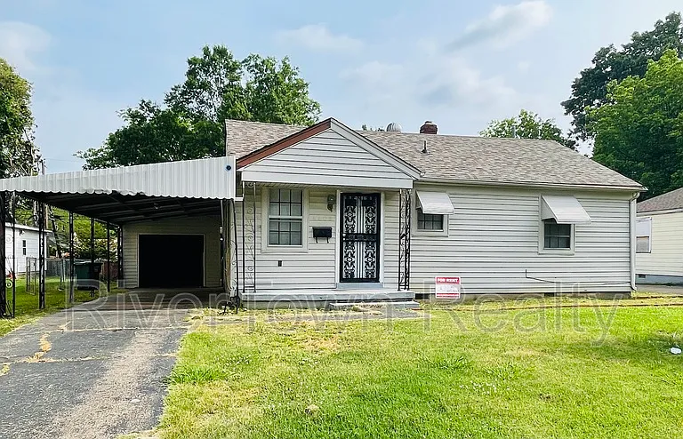 4406 Ferndale Rd — Photo 1