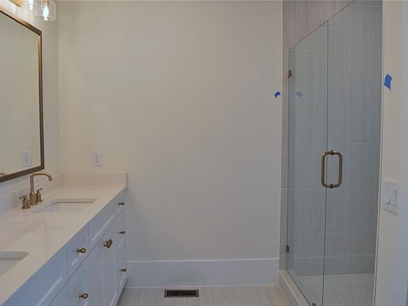 5th image of 253 White St NW