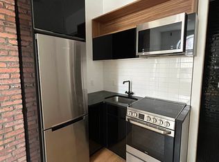 703 E 6th St #1A, New York, NY 10009