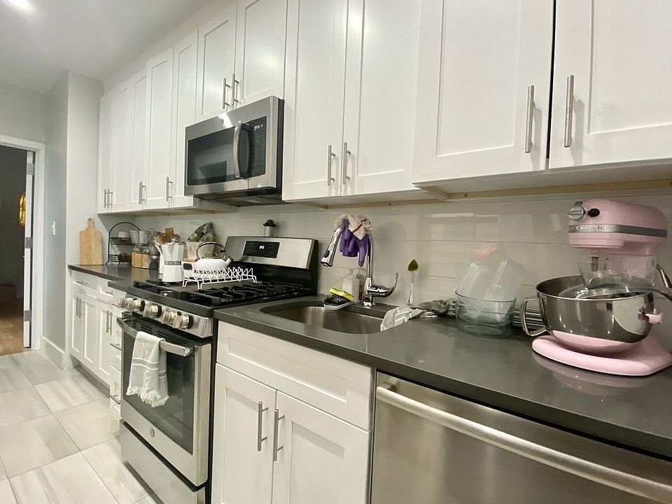 1st image of 31-28 42nd St #21