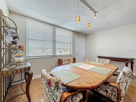 5th image of 7401 BAY ISLAND DRIVE S #232