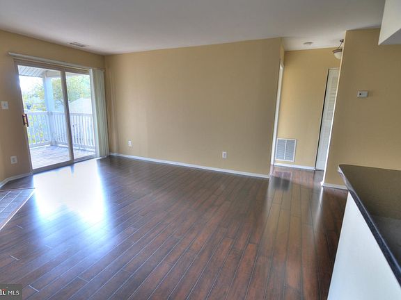 4th image of 1793 Jonathan Way Unit L