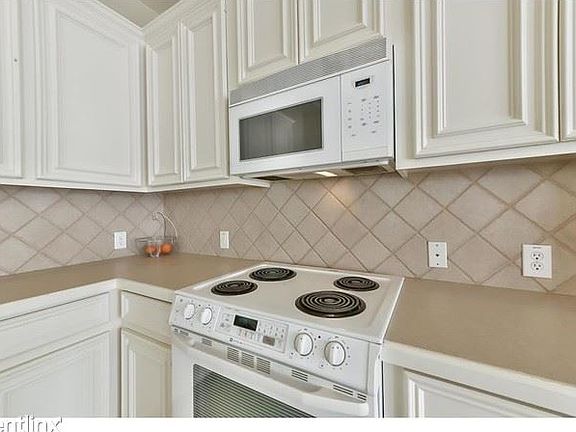 2420-charleston-st-unit-c-houston-tx-building-photo(10)