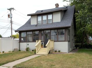 1563 Lafond Ave, Saint Paul, MN 55104
