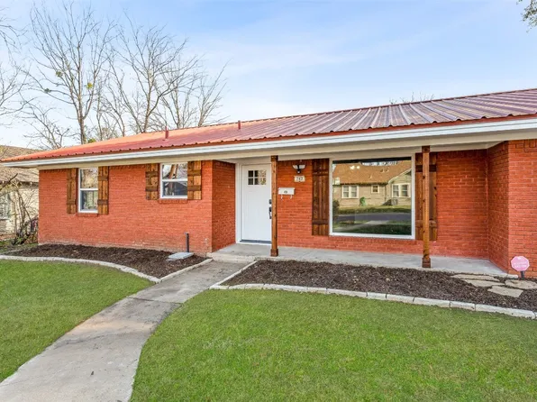 742 W McNeill St, Stephenville, TX 76401