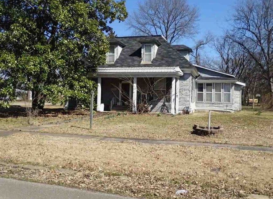 302 S Oak St, Sallisaw, OK 74955 Zillow