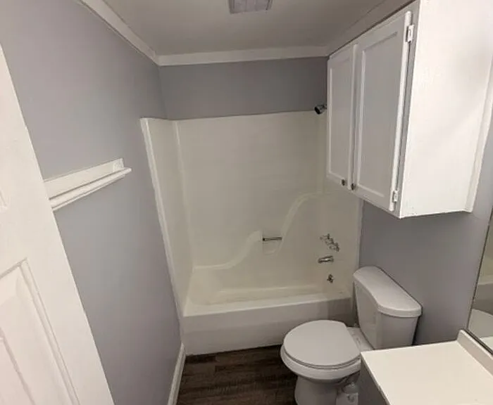 168 Sherman Dr — Photo 4