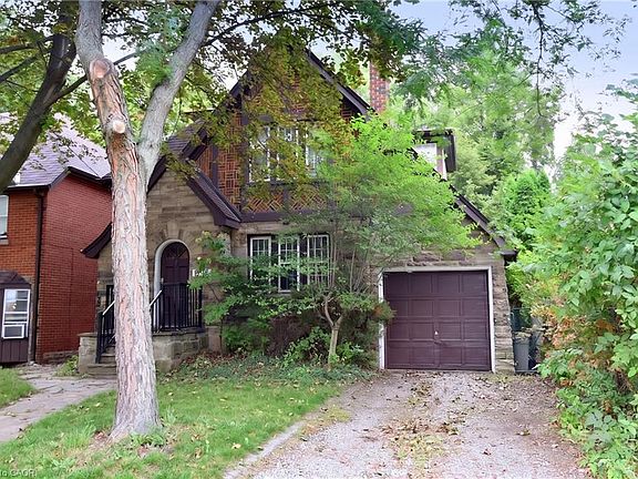 2nd image of 1236 King St W