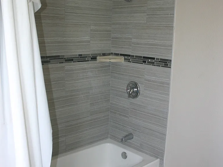 546 S Gerhart Ave #546 — Photo 7