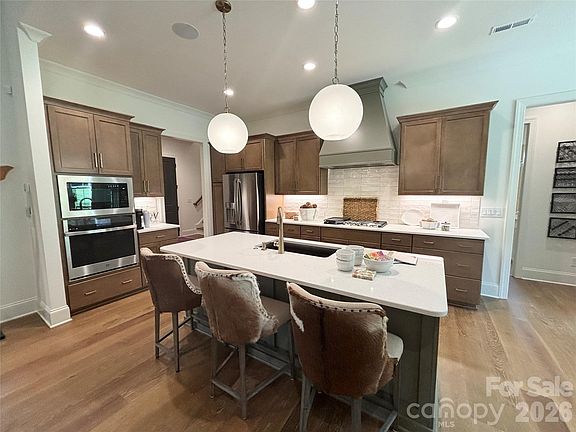 4th image of 430 Voyager Ln NE #1