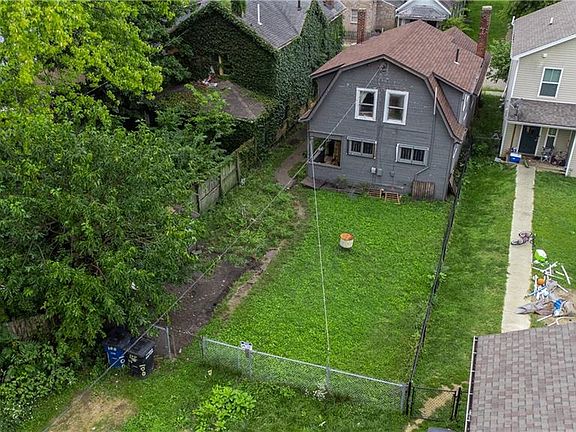 2nd image of 100 S Hawker St