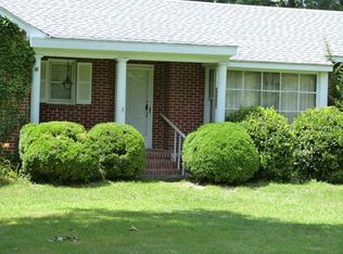 19120 Eltham Rd, West Point, VA 23181