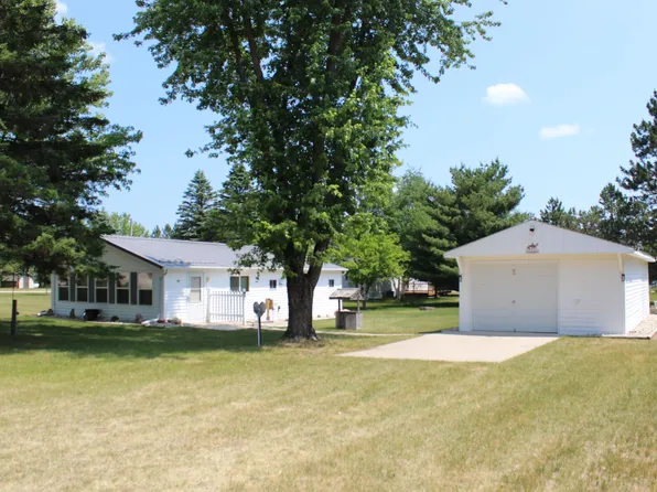 N9444 Sand Ln, Crivitz, WI 54114