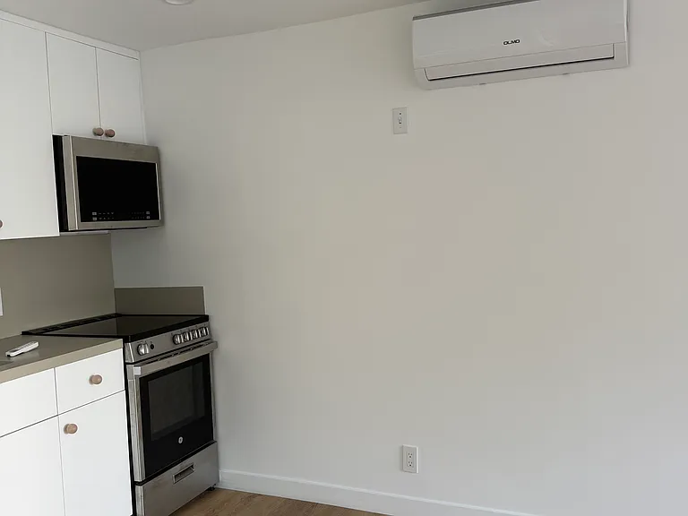 1641 Maltman Ave #1639 — Photo 3