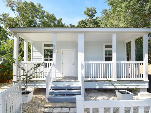 35 Rose Pl, Key Largo, FL 33037