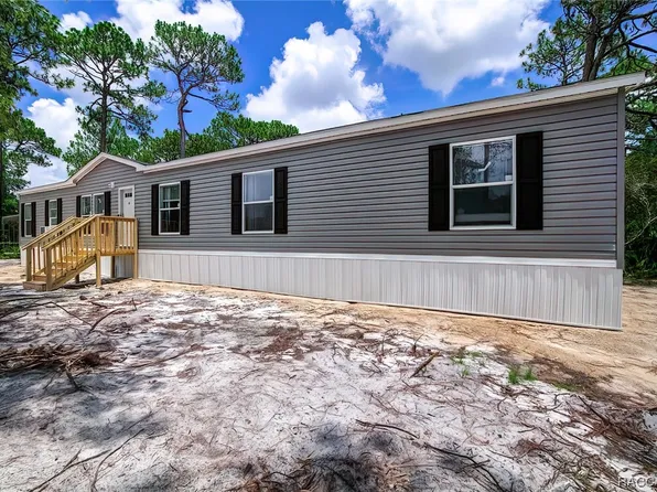 201 Neeld St, Inglis, FL 34449