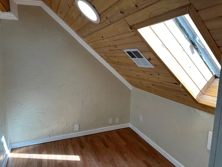 13975 Racel St #C — Photo 28