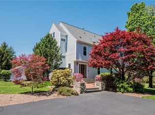 625 Tillinghast Rd, East Greenwich, RI 02818