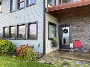 301 Nautical Heights Dr, Smith River, CA 95567