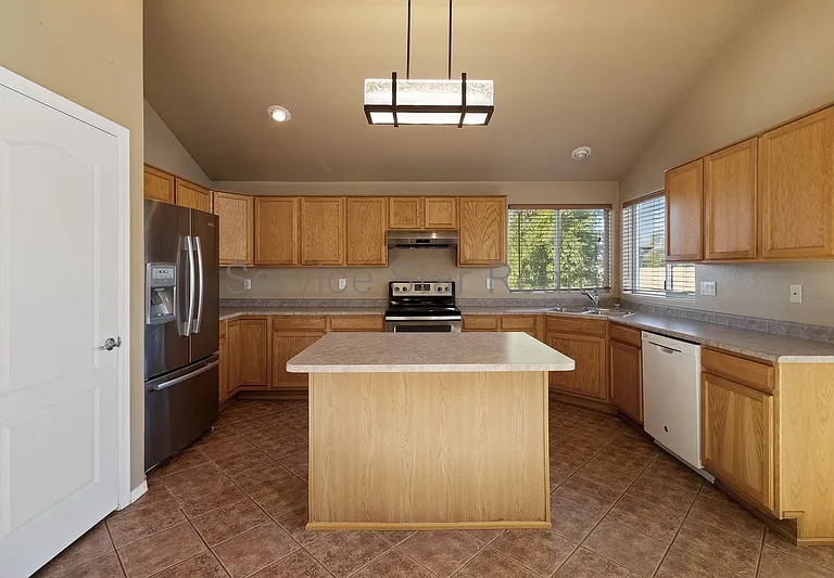 3304 W Ian Dr — Photo 9