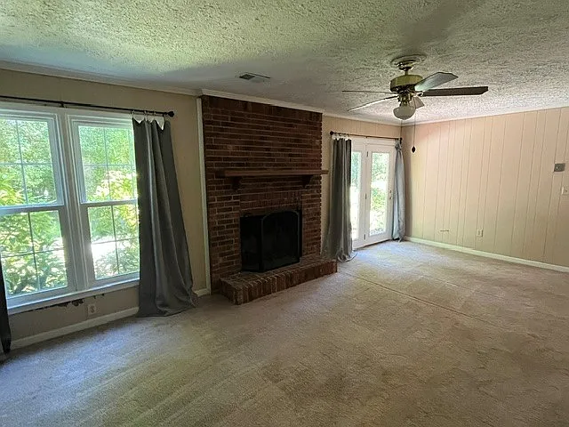 4 bed, 2.5 bath, 1800 sqft, $2,195 — Photo 3