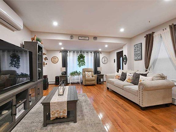 4th image of 2515 Edgemere Ave