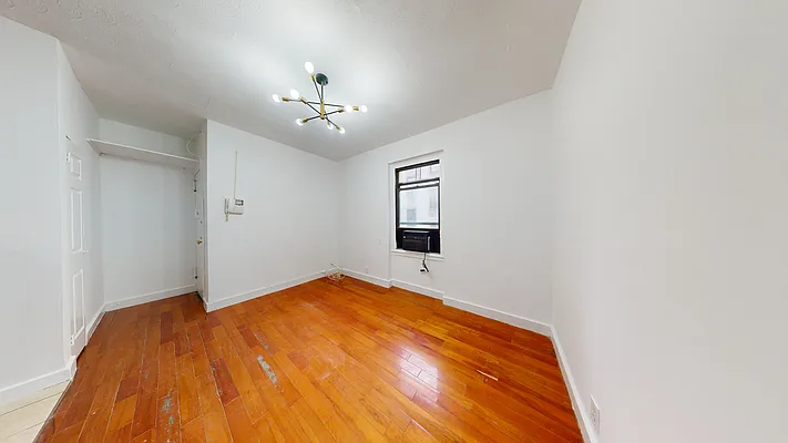 Rented by Compass | media 2