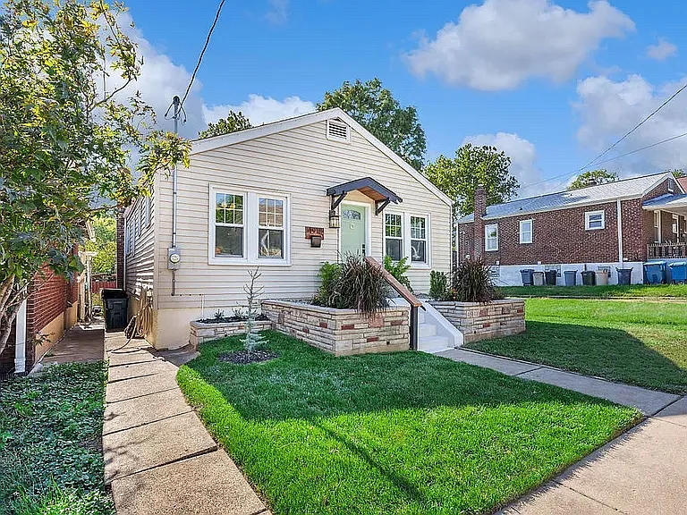 4918 Tiemann Ave — Photo 33