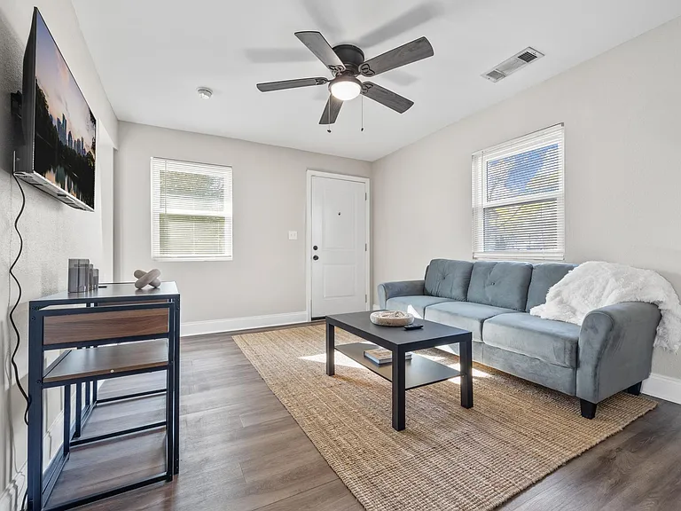 76 Haygood Ave SE — Photo 20