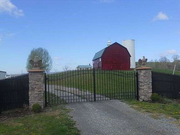 2nd image of 774 Dry Hollow Ln